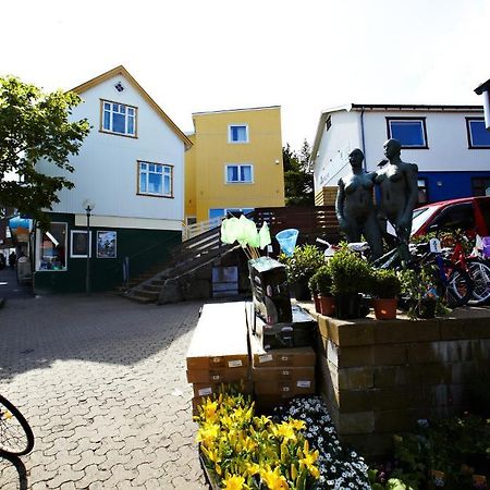 62N Guesthouse - City Center Tórshavn Exterior foto